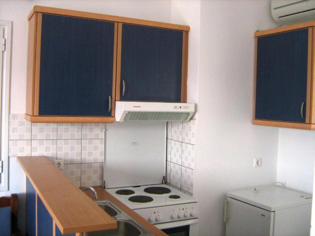 Palmos Self-Catering Apartment With Sea View Kastrákion Kültér fotó